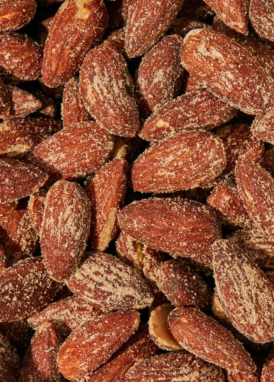 لوز مدخّن
