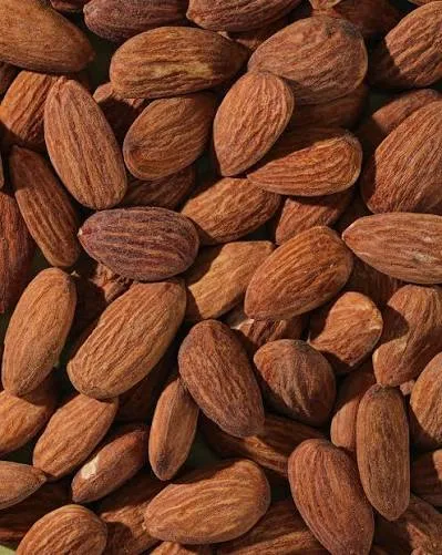 لوز بدون ملح