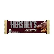 شوكولاتة Hershey's Milk Chocolate with Almonds (بحجم 41 غرام)