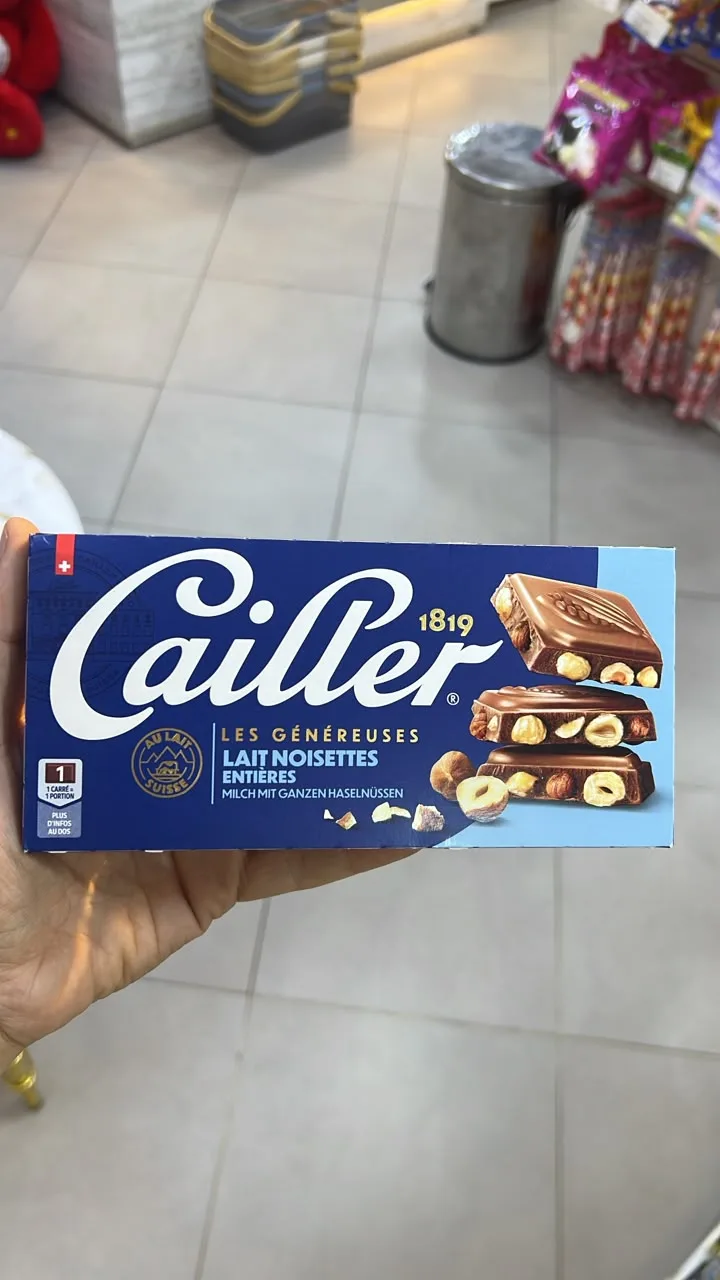 Cailler Tablette Chocolat au Lait avec Noisettes Entières